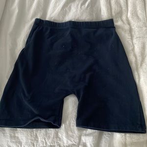 BRANDY MELVILLE BIKER SHORTS